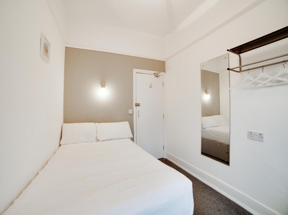 Hotel Sea Breeze Clacton-on-Sea Ngoại thất bức ảnh