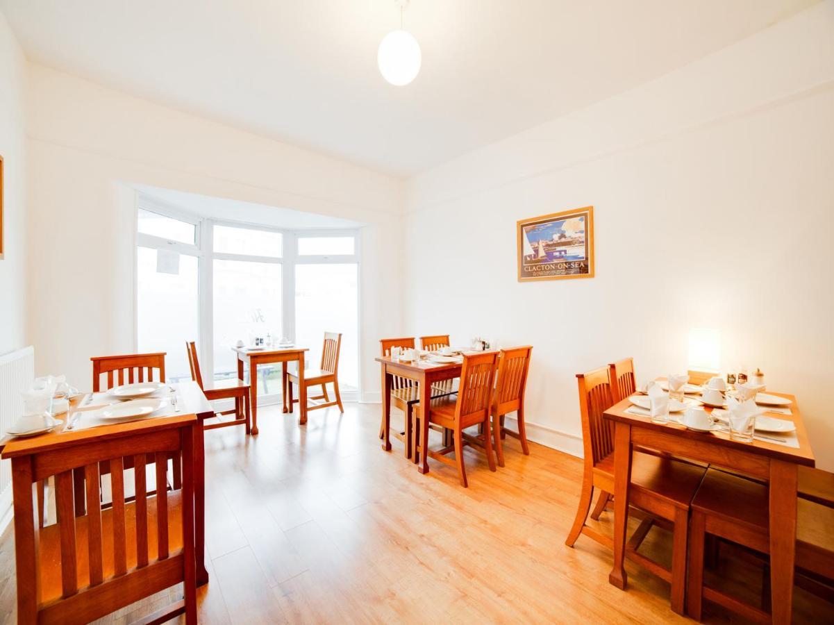 Hotel Sea Breeze Clacton-on-Sea Ngoại thất bức ảnh