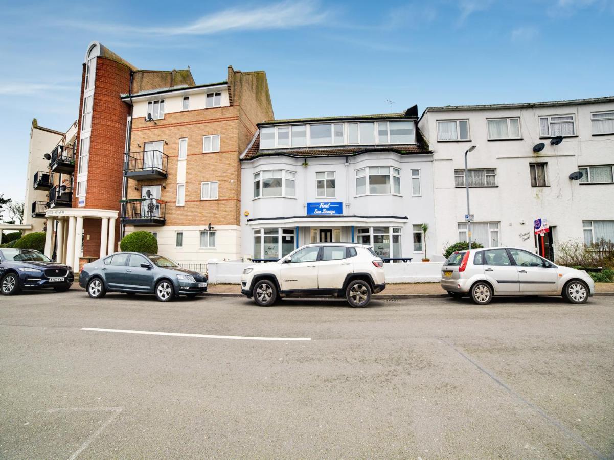 Hotel Sea Breeze Clacton-on-Sea Ngoại thất bức ảnh